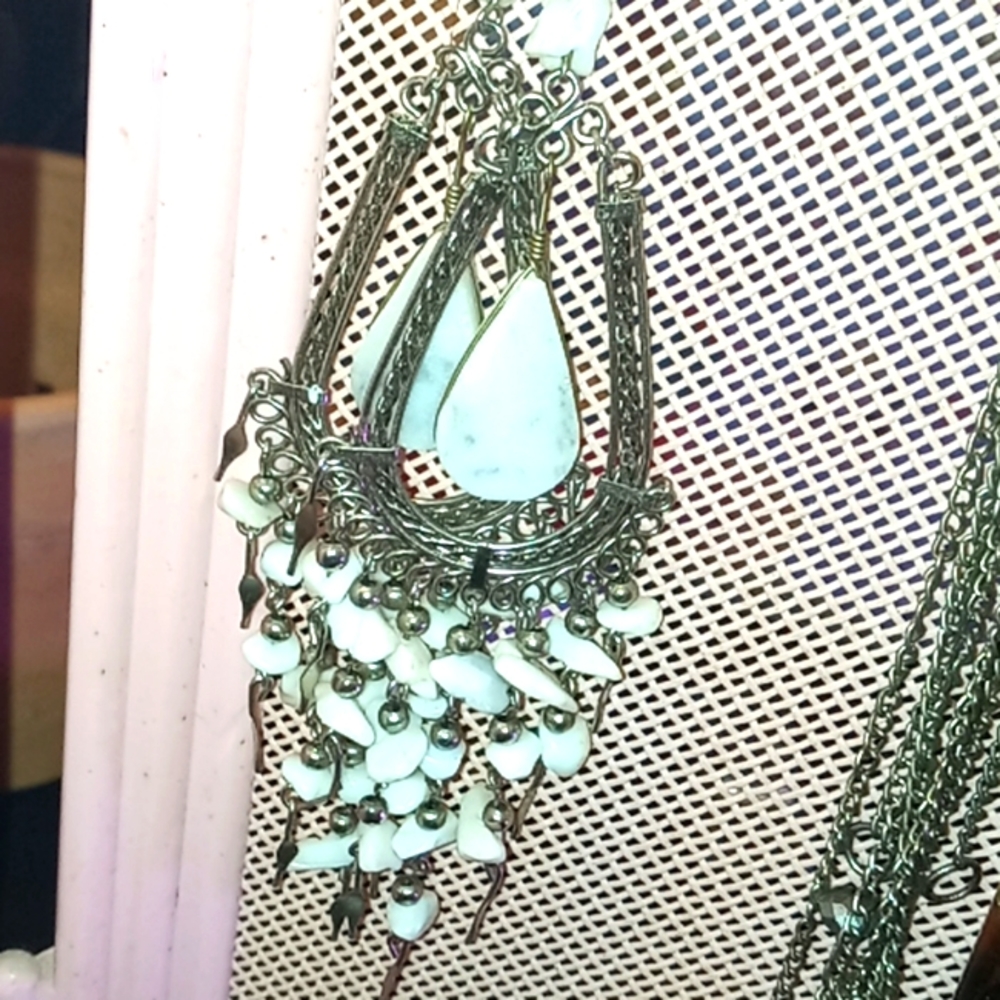 HANDMADE CHANDELIER EARRINGS - Picture 4 of 4